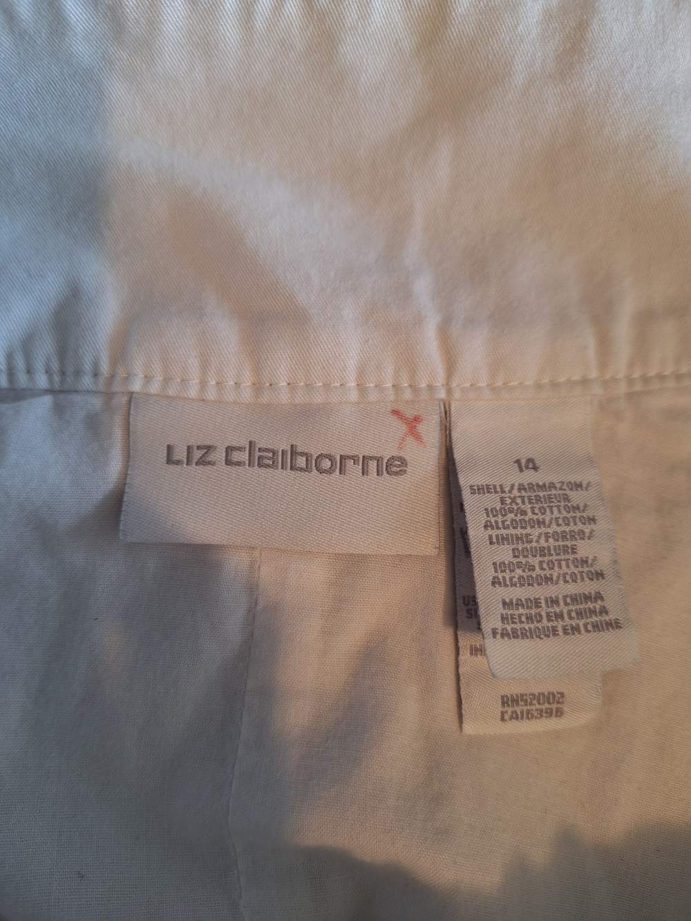Liz Claiborne White Circle Skirt with Colorful Beach Umbrella Panel - Picture 4 of 4